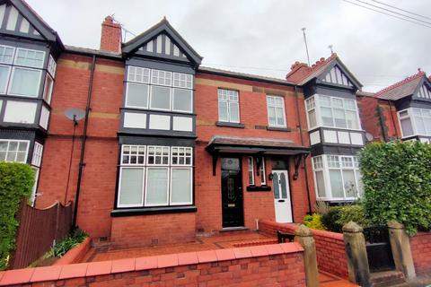 3 bedroom terraced house for sale, Ruabon Road, Wrexham LL13