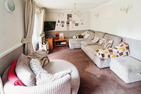 26 Greenwood, Birmingham, B25 8YU