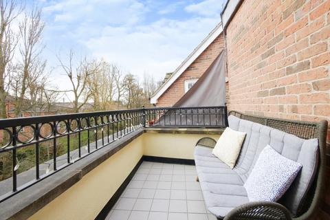 2 bedroom apartment for sale, Dennison Street, York YO31