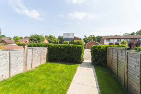 2 bedroom terraced house for sale, Amberwood, Ferndown BH22