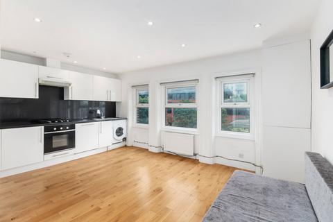 2 bedroom flat for sale, Stile Hall Parade, London W4