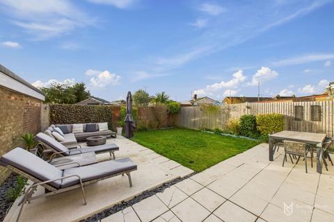 3 bedroom semi-detached house for sale, Ramsay Way, Eastbourne BN23