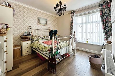176 Cross Hill, Ecclesfield, Sheffield, S35 9WU