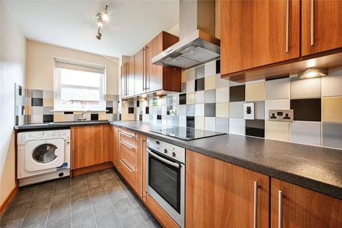 2 bedroom flat to rent, Strothers Lane, Highland IV1