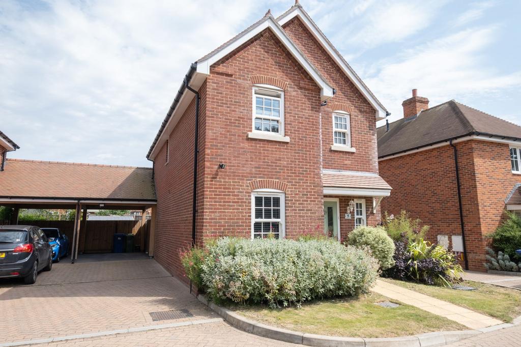 Car Port &amp; Driveway