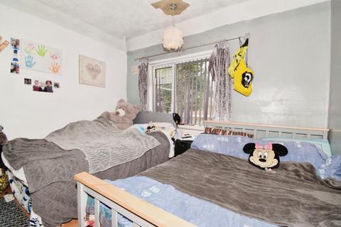 99 Biddle Road, Leicester, LE3 9HL