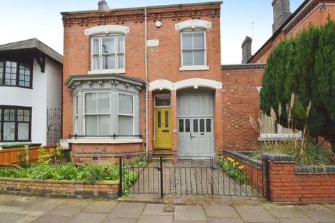 5 bedroom detached house for sale, Central Avenue, Leicestershire LE2