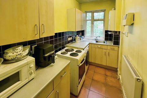 1 bedroom flat for sale, West Walk, Leicestershire LE1