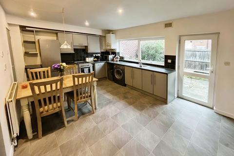 4 bedroom detached house for sale, Dore Road, Leicestershire LE5