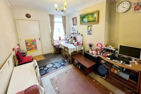 3 bedroom terraced house for sale, Eastleigh Road, Leicestershire LE3