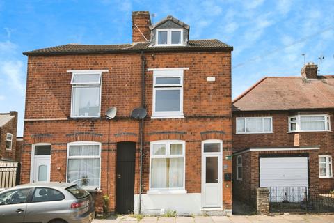 4 bedroom terraced house for sale, Florence Street, Leicestershire LE2