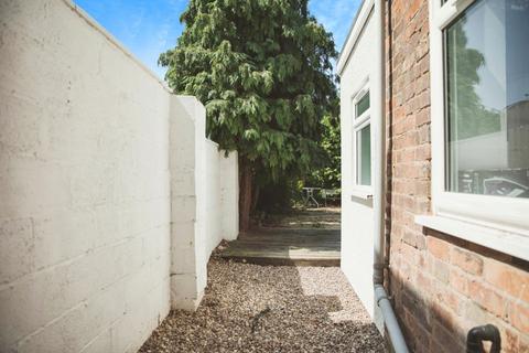 4 bedroom terraced house for sale, Florence Street, Leicestershire LE2