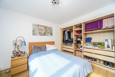 12 Cleekim Drive, Edinburgh, EH15 3QP