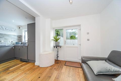 12 Cleekim Drive, Edinburgh, EH15 3QP