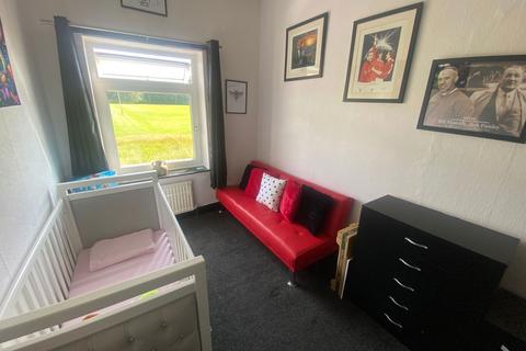 100 Fields New Road, Chadderton, Oldham, OL9 8NH