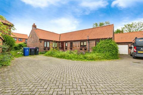 4 bedroom bungalow for sale, The Old Stack Yard, Lincoln LN1