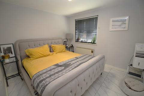 2 bedroom apartment for sale, Angora Drive, Salford, Lancashire, M3