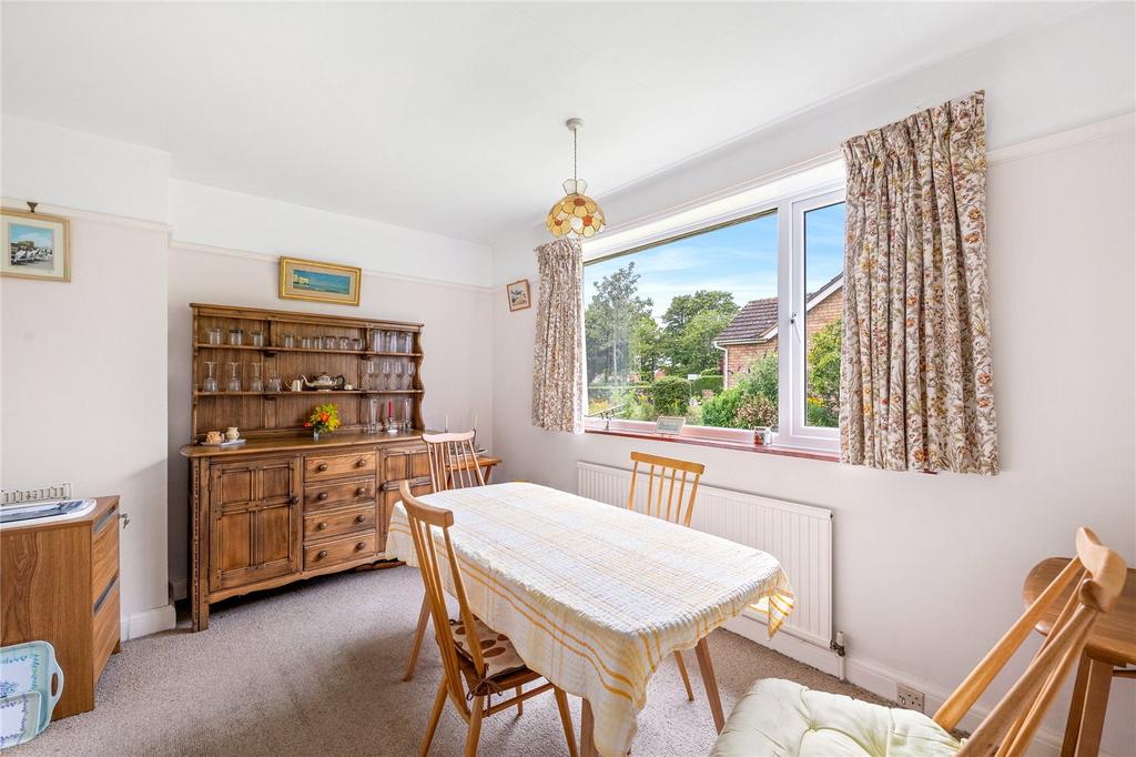 Dining Room/Bedroom