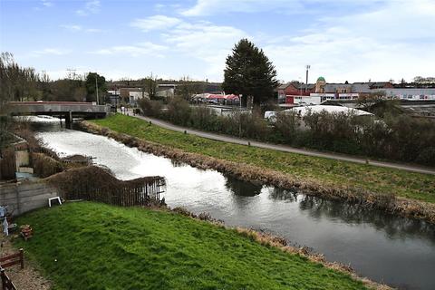 2 bedroom flat for sale, Riverside Lawns, Lincoln LN5