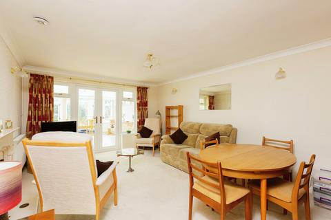 5 Dene Walk, Longfield, DA3 7PB