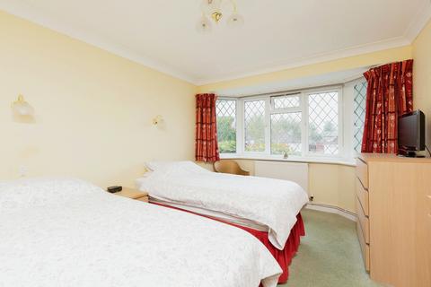 5 Dene Walk, Longfield, DA3 7PB