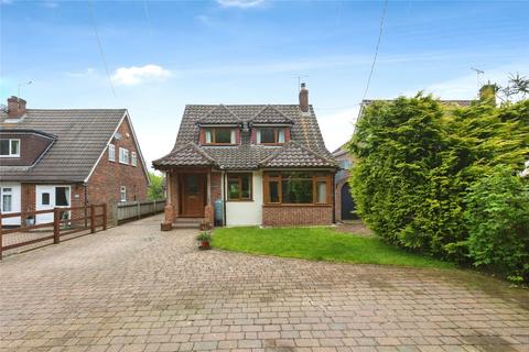 4 bedroom detached house for sale, Whitepost Lane, Kent DA13