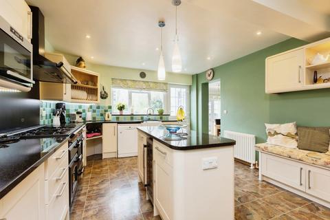 4 bedroom detached house for sale, Whitepost Lane, Kent DA13