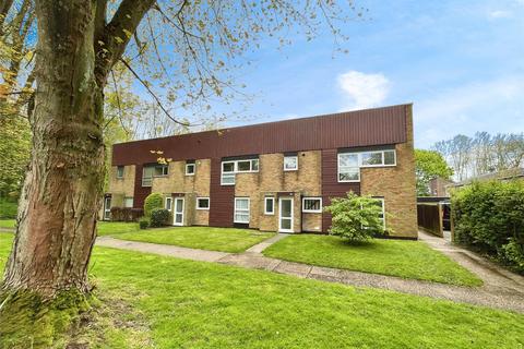 90 Knights Croft, New Ash Green, Longfield, DA3 8JS