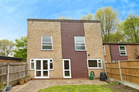 90 Knights Croft, New Ash Green, Longfield, DA3 8JS