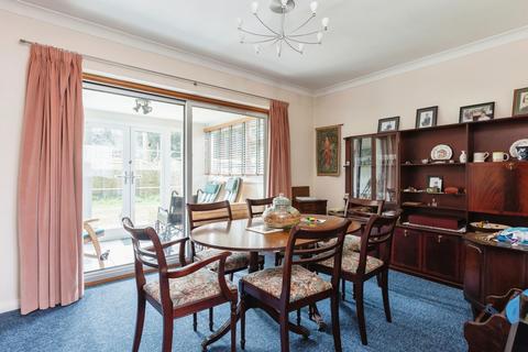 8 Kent Road, Longfield, DA3 7QR