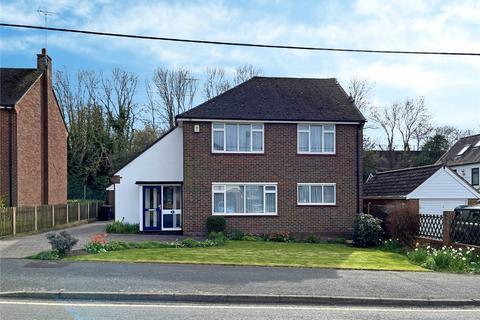 8 Kent Road, Longfield, DA3 7QR