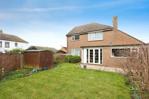 8 Kent Road, Longfield, DA3 7QR