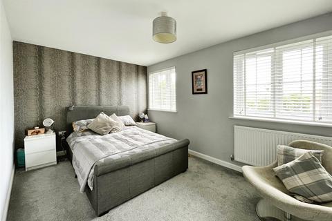 1 bedroom flat for sale, Chartwell Lane, Kent DA3