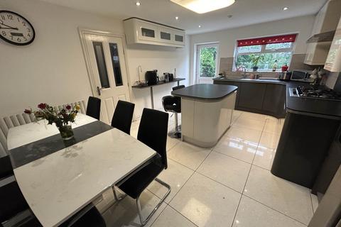 5 bedroom detached house for sale, Matthew Close, Oldham OL8