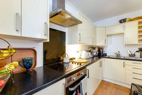 2 bedroom flat for sale, Mill Street, Kent ME15