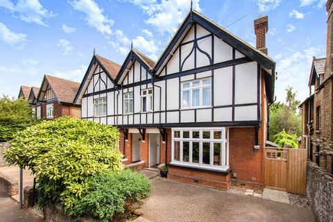 39 Bower Mount Road, Maidstone, ME16 8AX