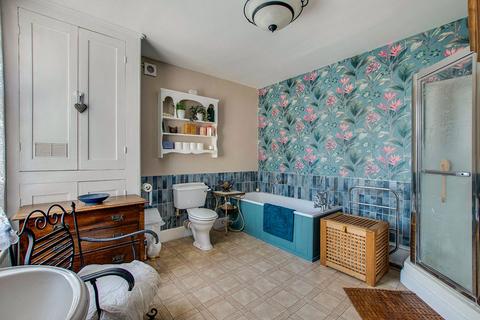39 Bower Mount Road, Maidstone, ME16 8AX