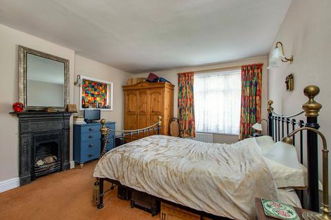 39 Bower Mount Road, Maidstone, ME16 8AX