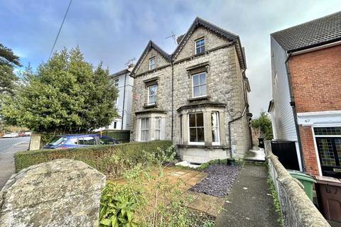 65 Bower Mount Road, Maidstone, ME16 8AS