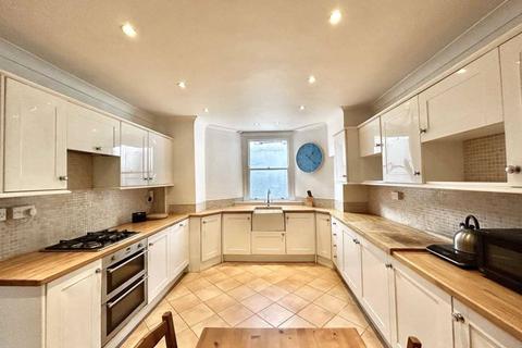 65 Bower Mount Road, Maidstone, ME16 8AS