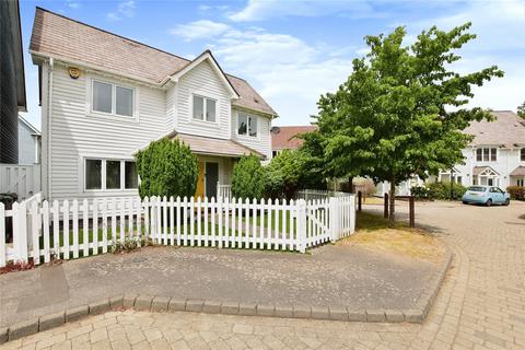 4 bedroom detached house for sale, Booth Close, Kent ME6