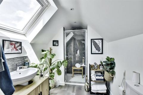 3 Booth Close, Snodland, ME6 5SG