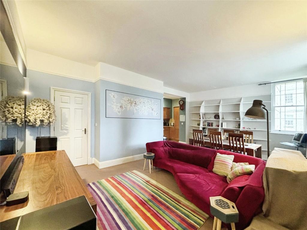 St. Andrews Park, Maidstone ME16 2 bed flat for sale £250,000