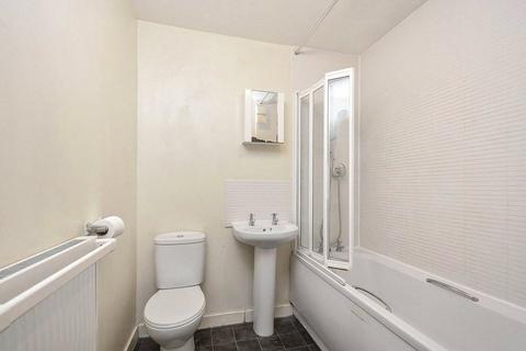 2 bedroom flat for sale, Furfield Chase, Maidstone ME17