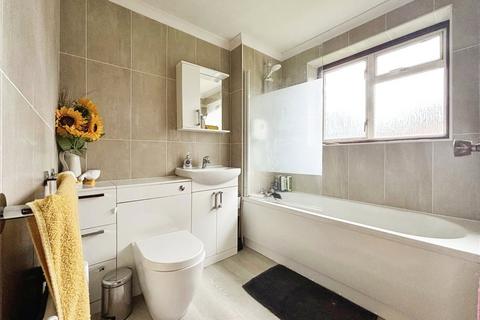 3 bedroom end of terrace house for sale, Flood Hatch, Kent ME15