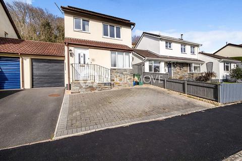 3 bedroom link detached house for sale, Barton Drive, Devon TQ12