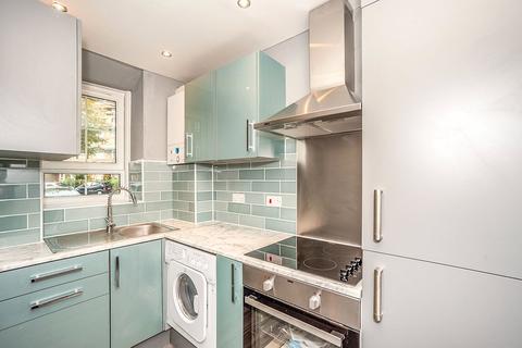 4 bedroom flat for sale, Peckham Park Road, London SE15