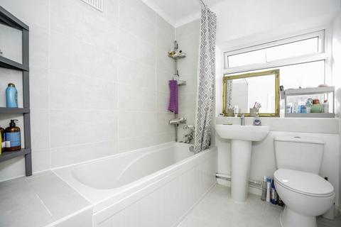 65 Milton Court Road, London, SE14 6JJ