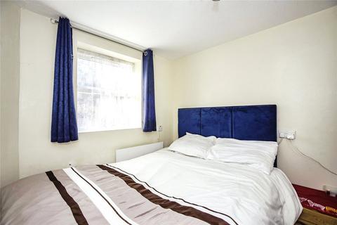 2 bedroom flat for sale, Crofton Gate Way, London SE4