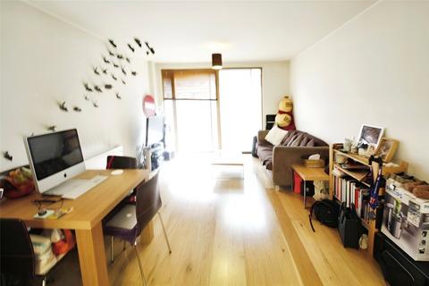 1 bedroom flat for sale, Crampton Street, London SE17